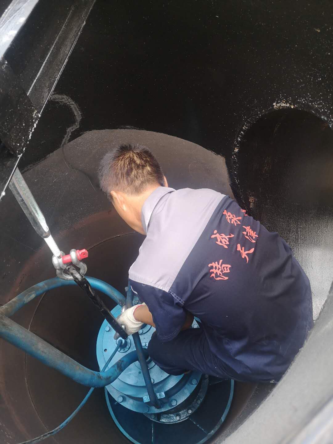 700QZB潜水轴流泵北京市平谷区安装现场第5张-潜水电机-潜水电泵-高压潜水电机-天津潜成泵业